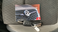 Vauxhall Grandland X 1.2 Turbo SRi Nav 5dr Petrol Hatchback